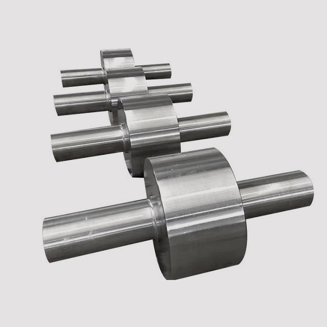 ASME S355JR/Q345/ST37 鍛造鋼製ハイドロタービンシャフト水力発電用高強度ステップシャフト